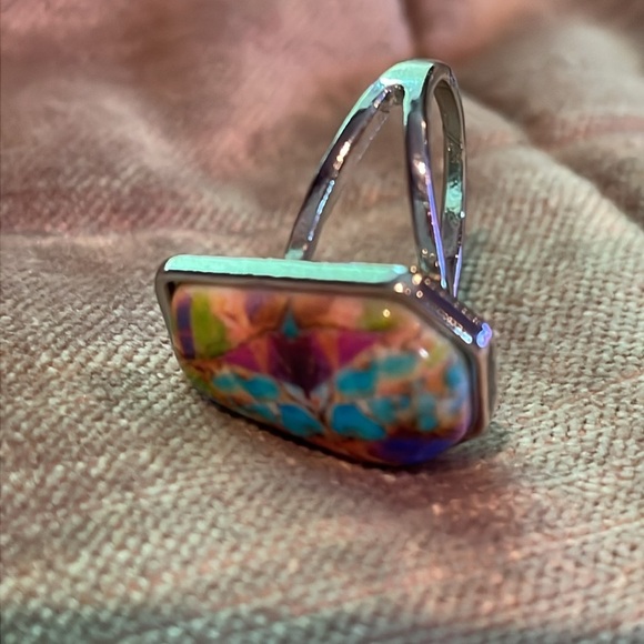 Multicolored Abstract Resin Fashion Ring Size 8.25 - Picture 5 of 7